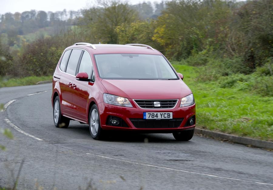  Seat Alhambra 2015 года  (UK) (фото 4 из 30)